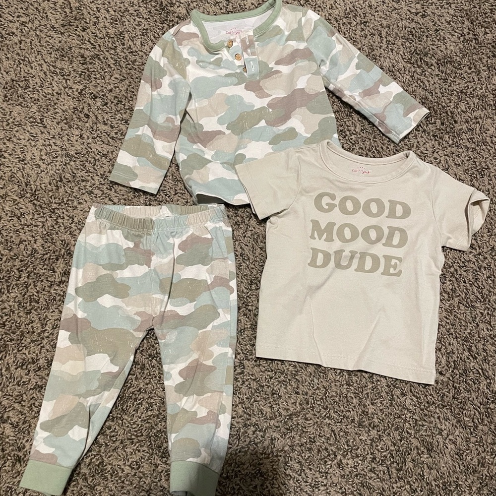 Cat & Jack Boys Camouflage 3-Piece Set - Sage, Beige